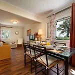 Traditional Seaview Home Candili